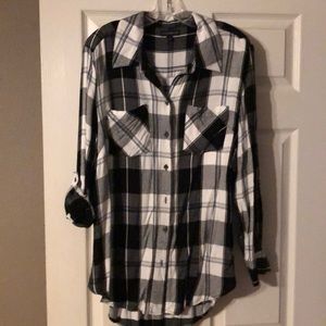 Black/white flannel like button down, 18